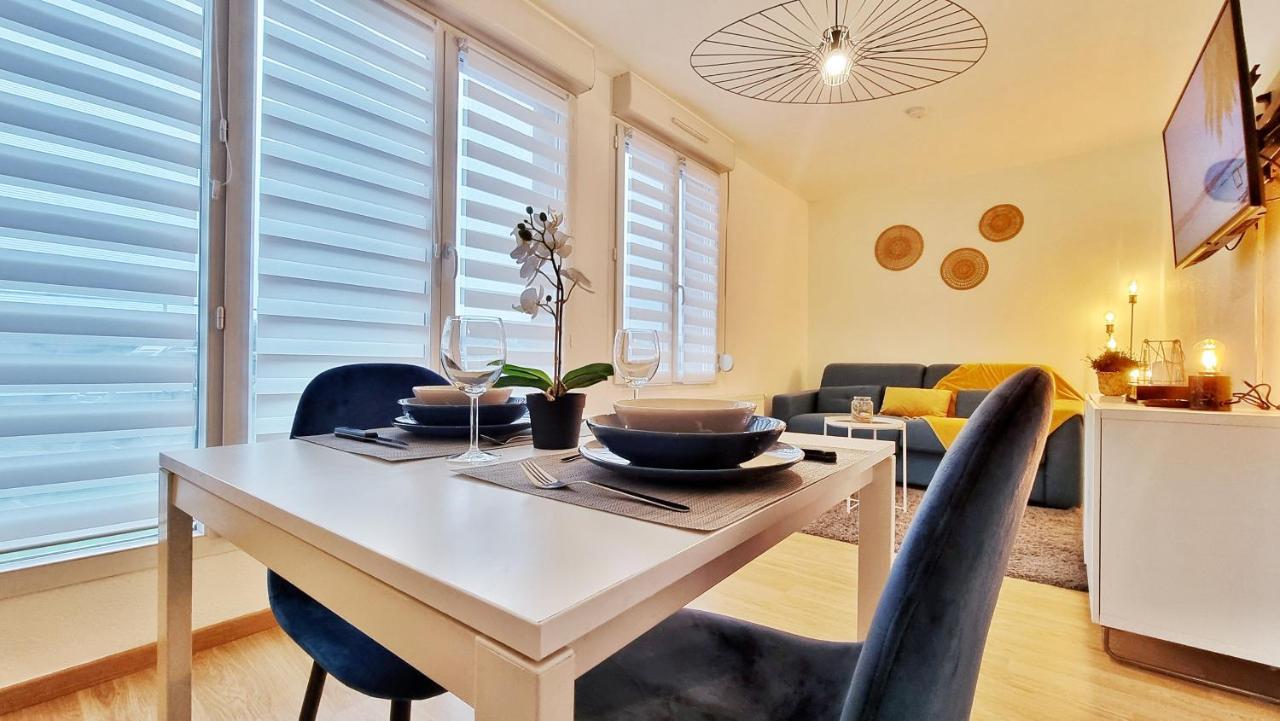 Le Smart - Parking - Terrasse - Wifi - Mulhouse - Relax Bnb Pfastatt المظهر الخارجي الصورة